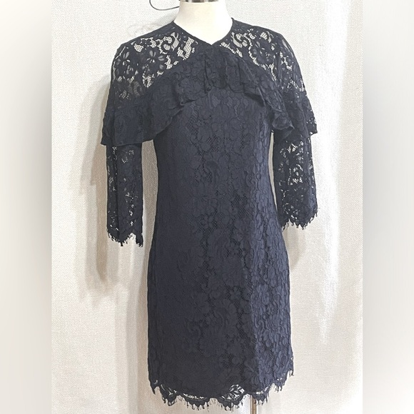 Trina Turk Dresses & Skirts - Trina Turk lace dress